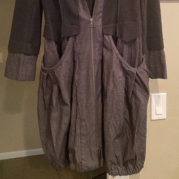 Stylish Black Coat - Picture 3 of 3